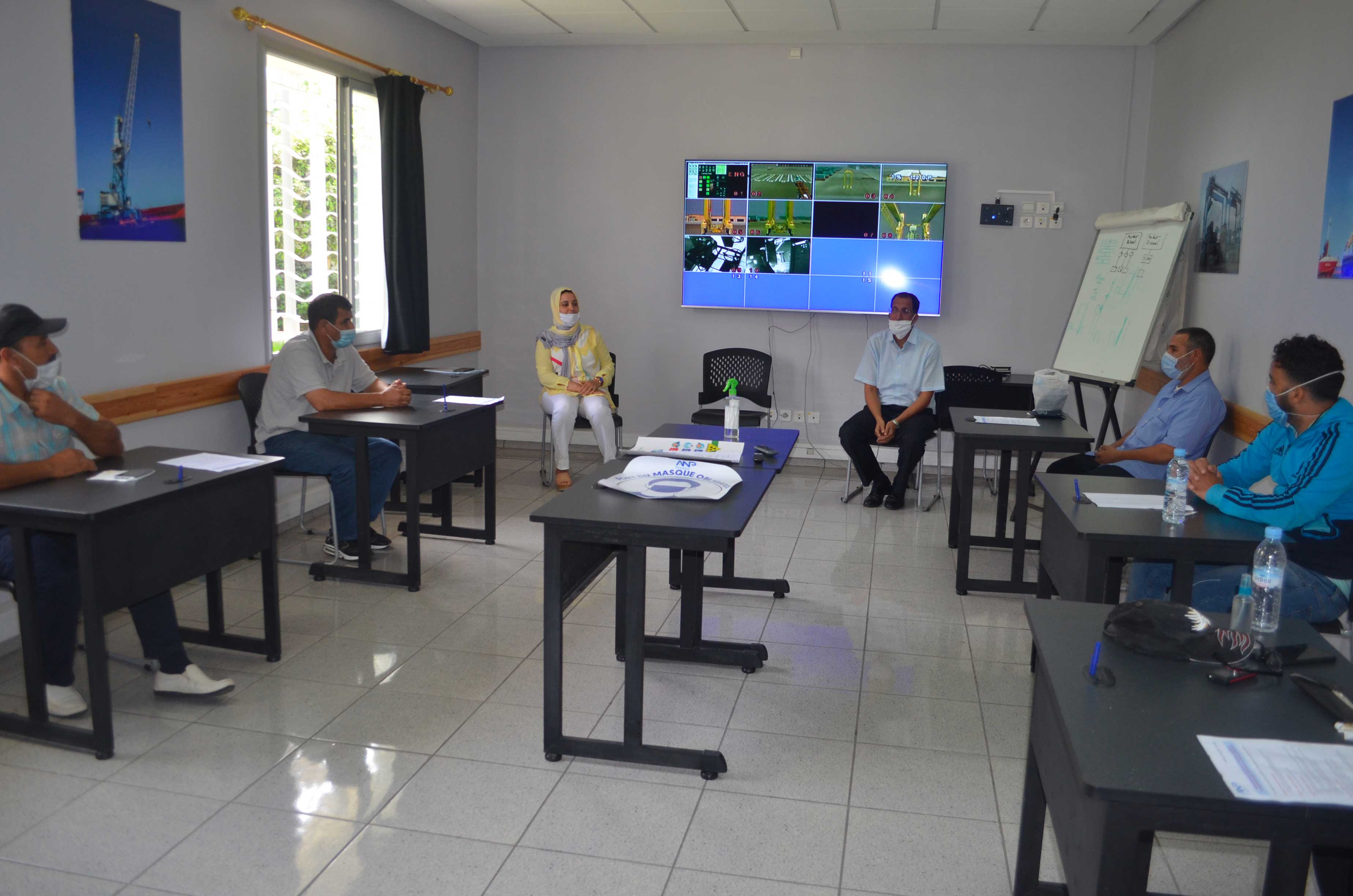 La formation à la conduite du chariot cavalier sur le simulateur de l’ANP-IFP au profit des conducteurs de la d’Agadir SMA G1  du 31-08-2020 au 04-09-2020 et G2 du 07-9-2020 au 11-9-2020